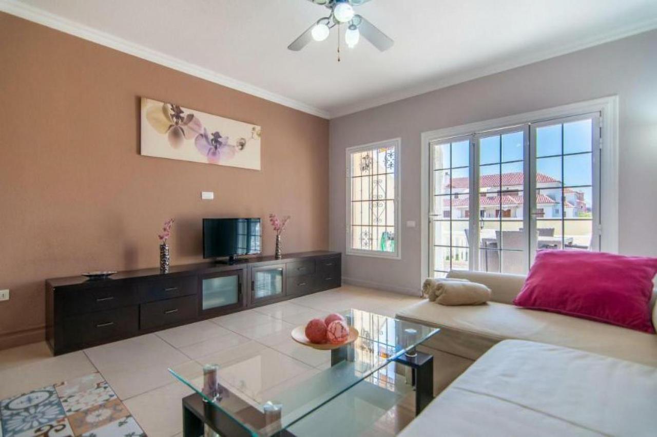 Apartament 1 Bedroom Los Cristianos Las Vistas Beach Bagian luar foto