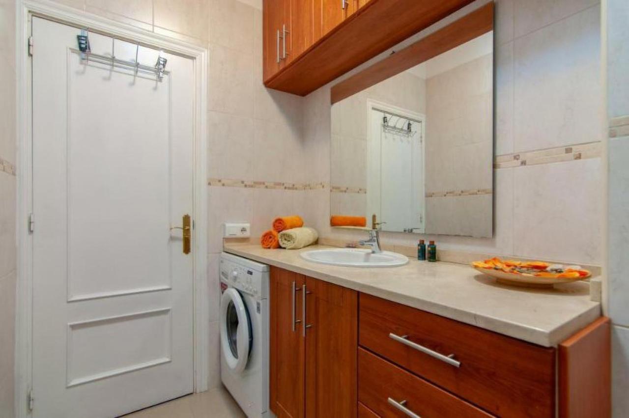 Apartament 1 Bedroom Los Cristianos Las Vistas Beach Bagian luar foto